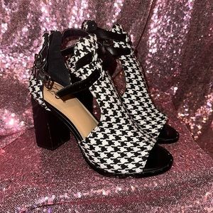 NY&C Houndstooth Peeptoe Heels NEW BUT NO BOX.